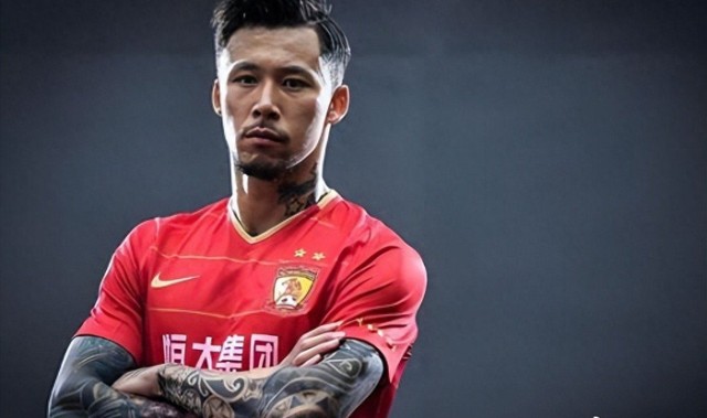 kaiyun官方网站-意外！他是大连英博引进谢鹏飞失败的替身，却在首秀中进球爆发|上海海港|夏窗|冯劲|刘祝润|中超_新浪体育_新浪新闻