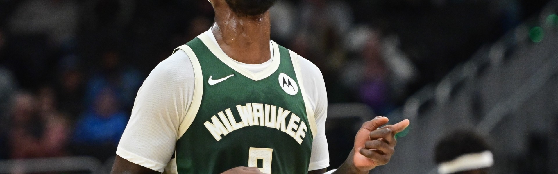 kaiyun-这么多铁人！波蒂斯&amp;罗林斯&amp;哈里斯半场合计14中2仅拿7分