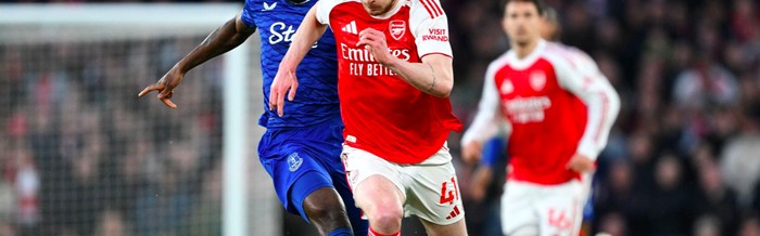 豪门悲喜夜：居莱尔后场吊射皇马4-1 阿森纳2-0 曼城1-1惨遭爆冷|联赛|西汉姆联|埃弗顿|皇家马德里|勒沃库森_新浪体育_新浪新闻