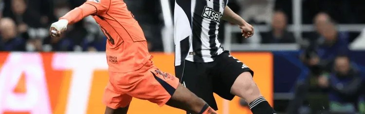 kaiyun官方网站-泰晤士：限制亚马尔发挥，霍尔或任英格兰世界杯左后卫首发