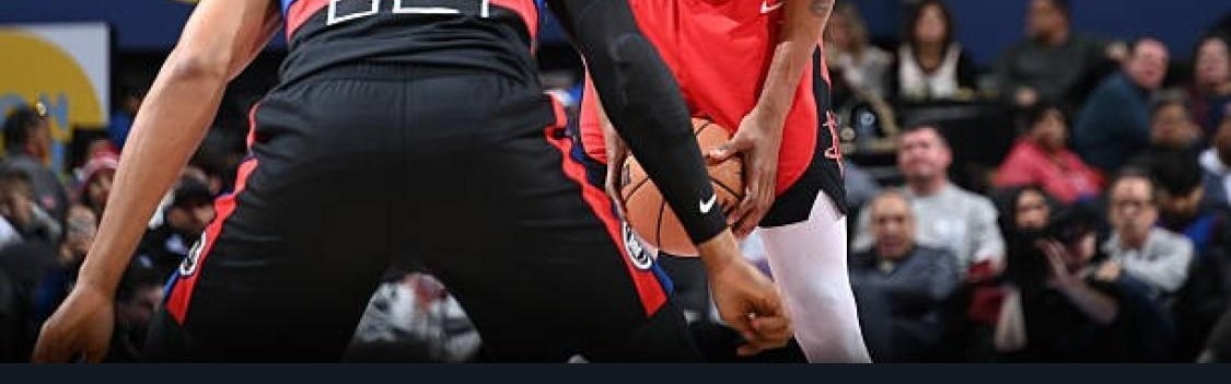 开云官网首页-火箭背靠背111-104客胜活塞，杜兰特32+7，坎宁安复出得12+8